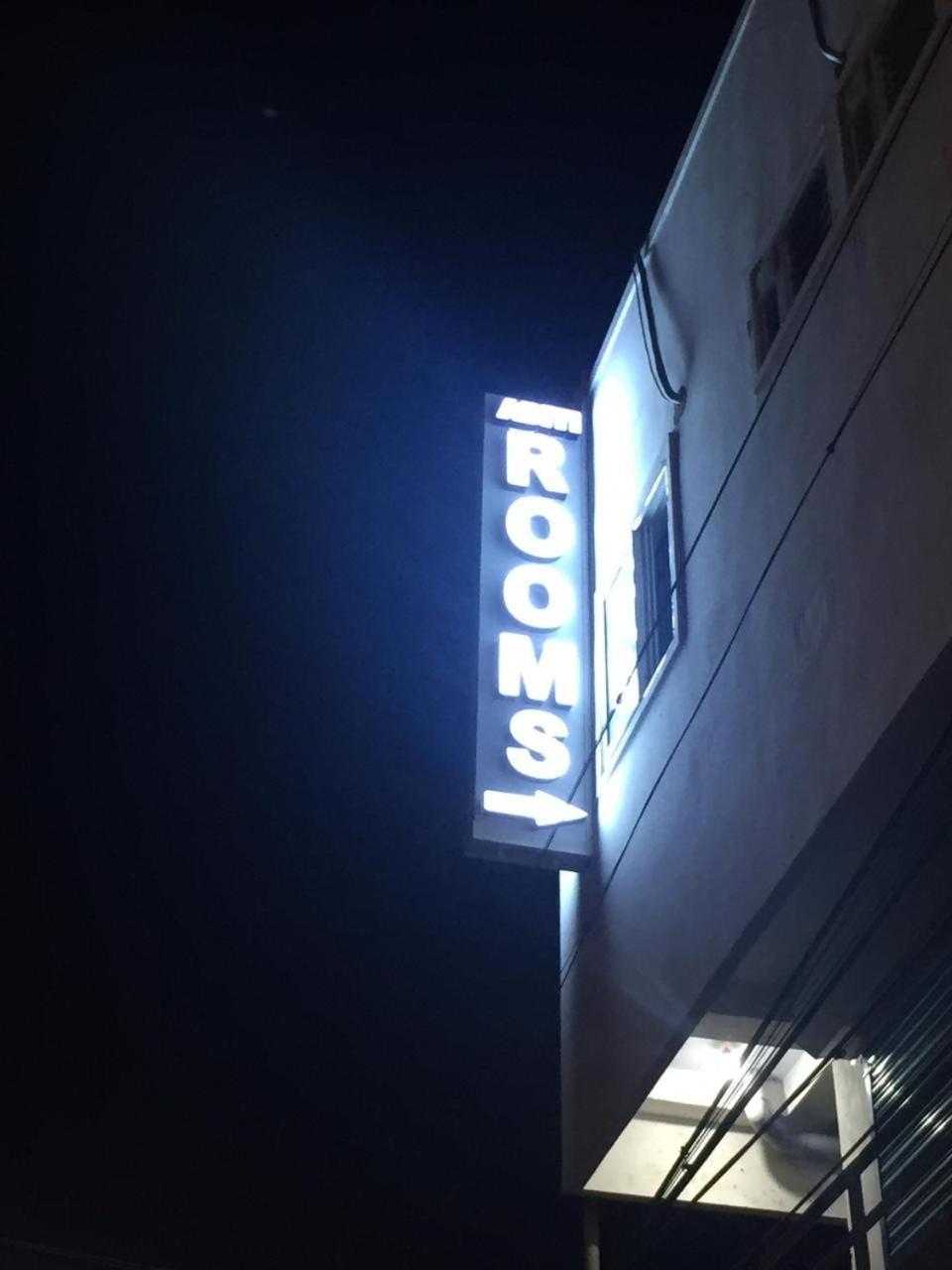 Tiruchirappalli Aditi Rooms מראה חיצוני תמונה